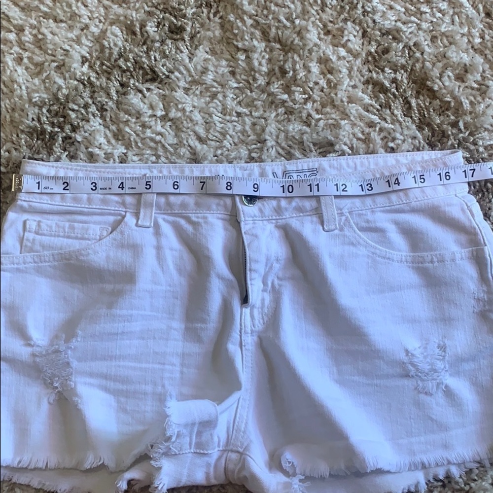 VANS Shorts - Picture 7 of 7